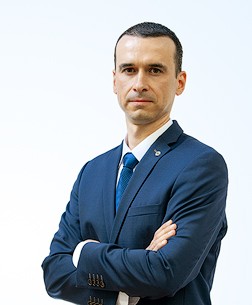 leader photo