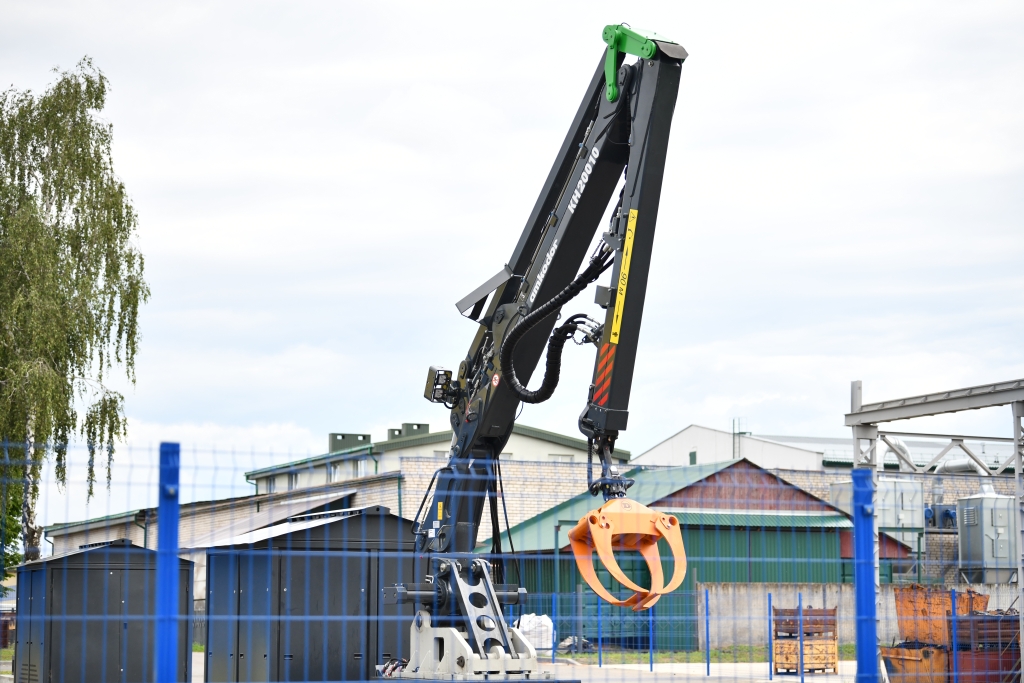 report photo