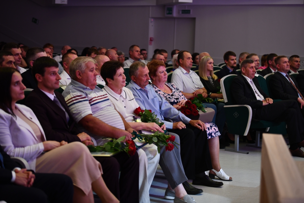 report photo