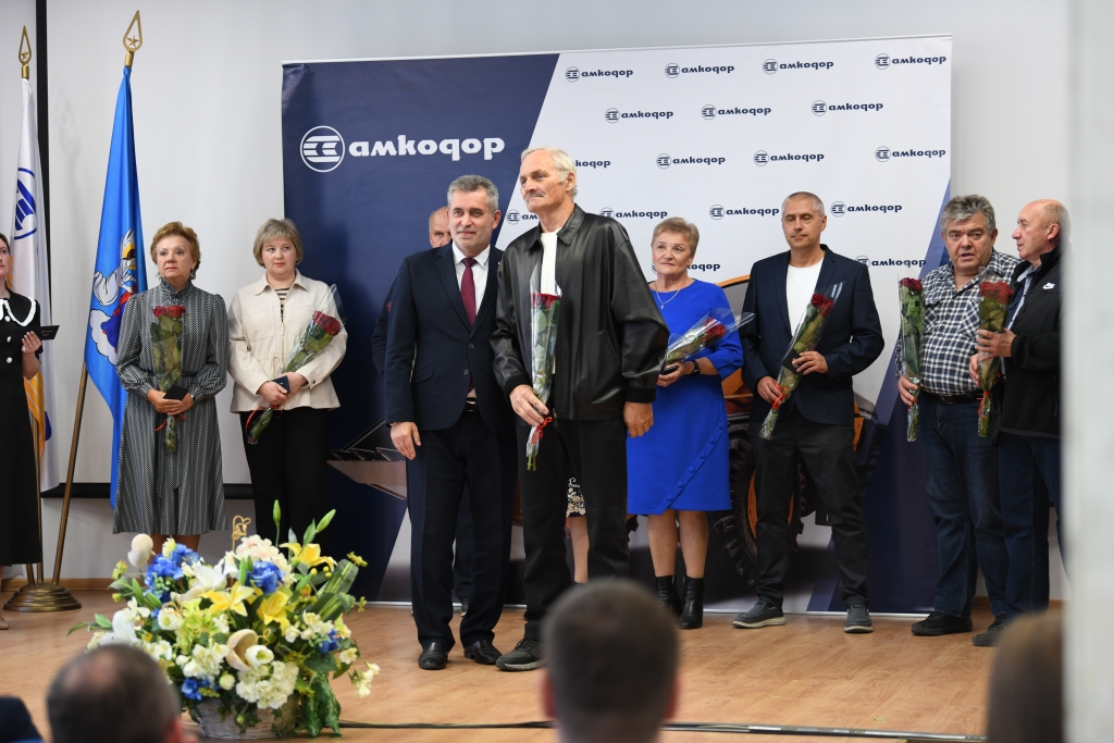 report photo
