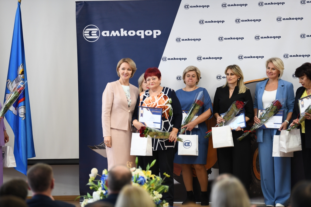 report photo