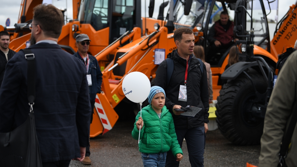 report photo